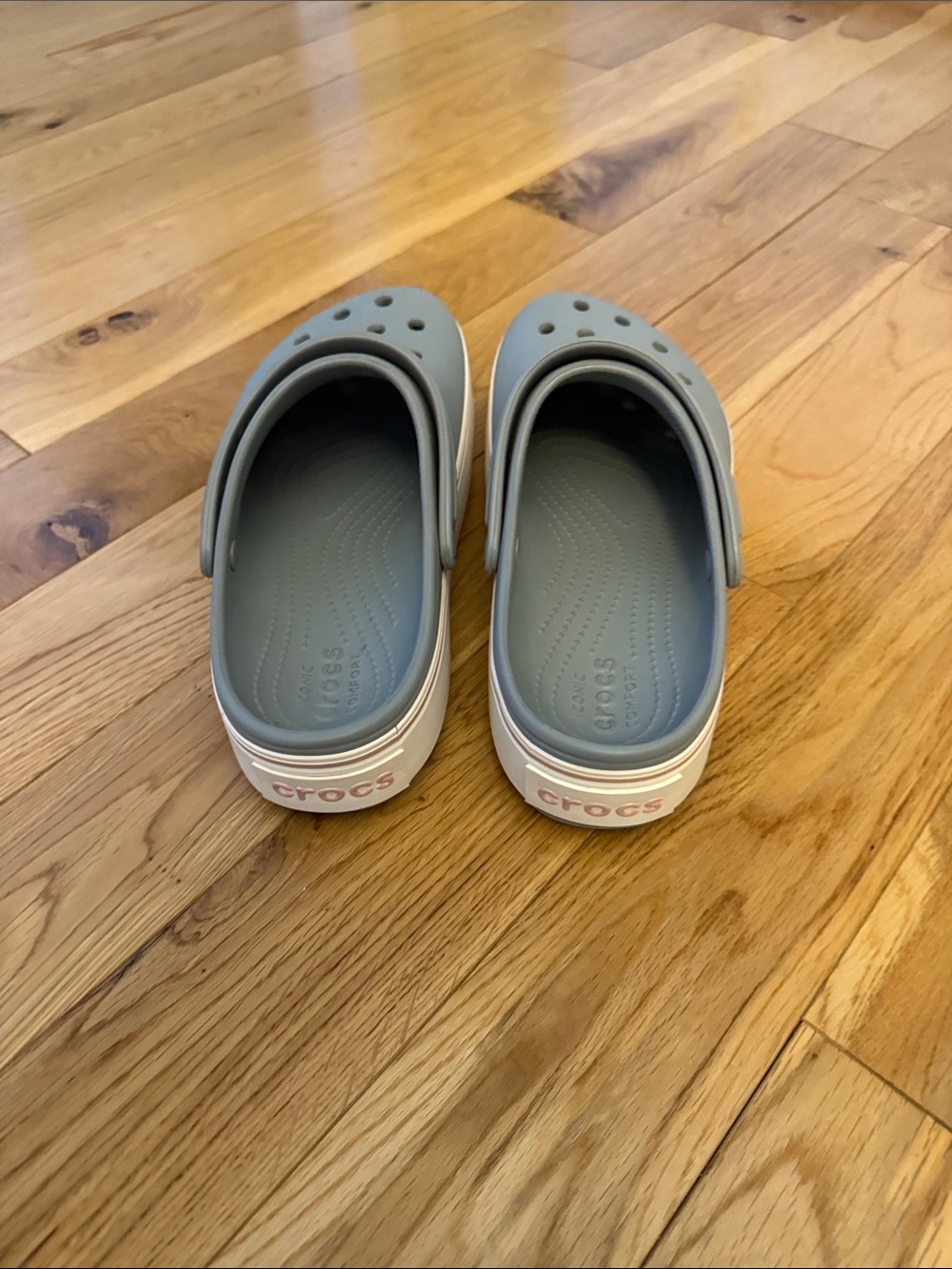 NWOT Croc Clog Slip-On in Light Gray - Picture 4 of 6